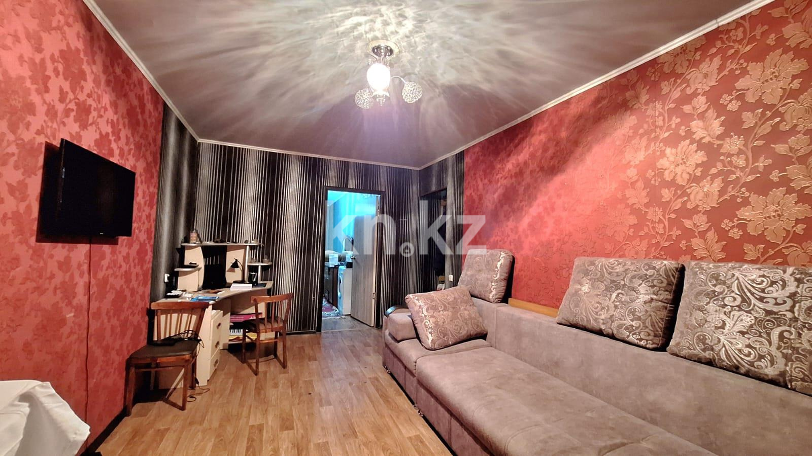 Продажа 2-комнатной квартиры, 44 м², мкр-н 16 в Караганде - фото 2