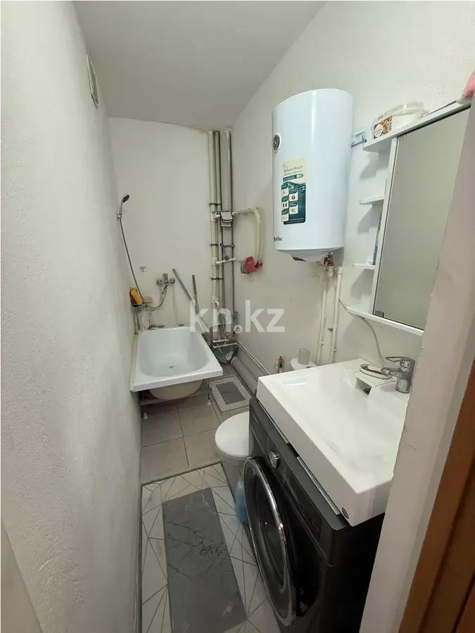 Продажа 1-комнатной квартиры, 36 м², ул. Момышулы, дом  24 в Караганде - фото 3