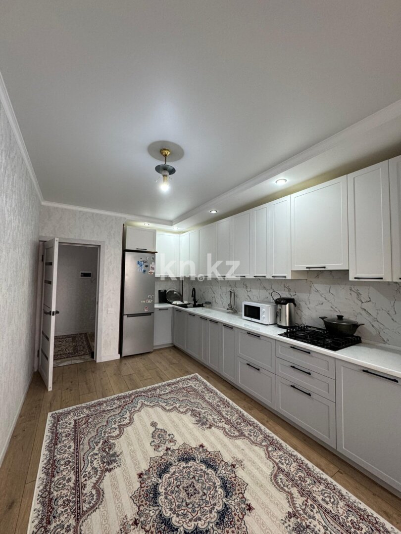 Продажа 3-комнатной квартиры, 95.4 м² в Уральске - фото 9