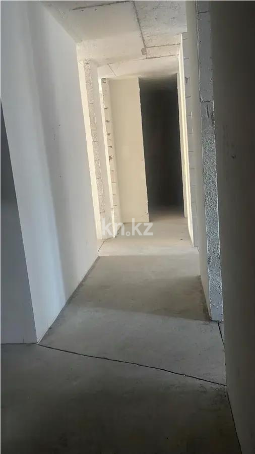 Продажа 4-комнатной квартиры, 104 м² в Астане