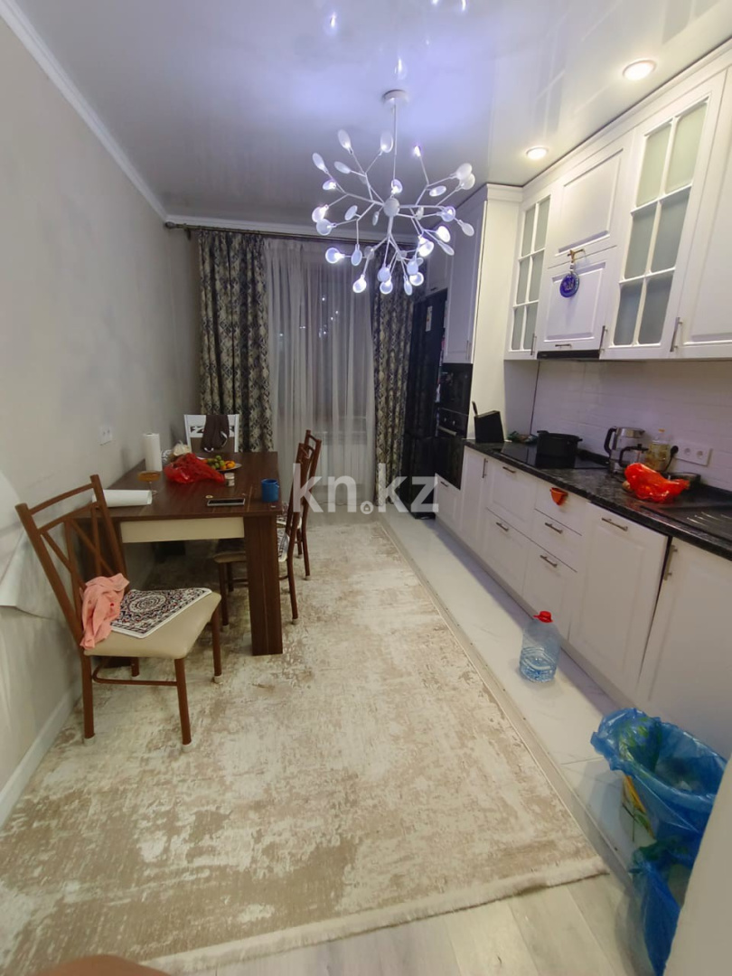 Продажа 2-комнатной квартиры, 67 м², ул. Жандосова в Алматы - фото 4