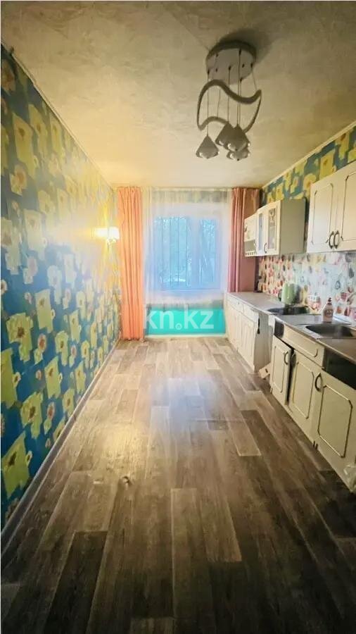 Продажа 3-комнатной квартиры, 64 м² в Шахтинске - фото 3