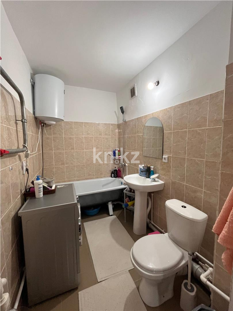 Продажа 1-комнатной квартиры, 42 м² в Караганде - фото 9