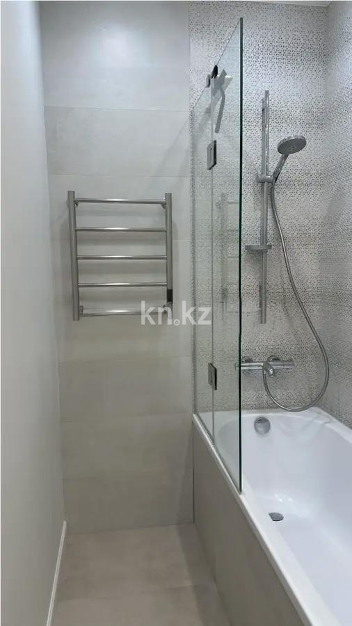 Продажа 2-комнатной квартиры, 61.2 м² в Алматы - фото 4