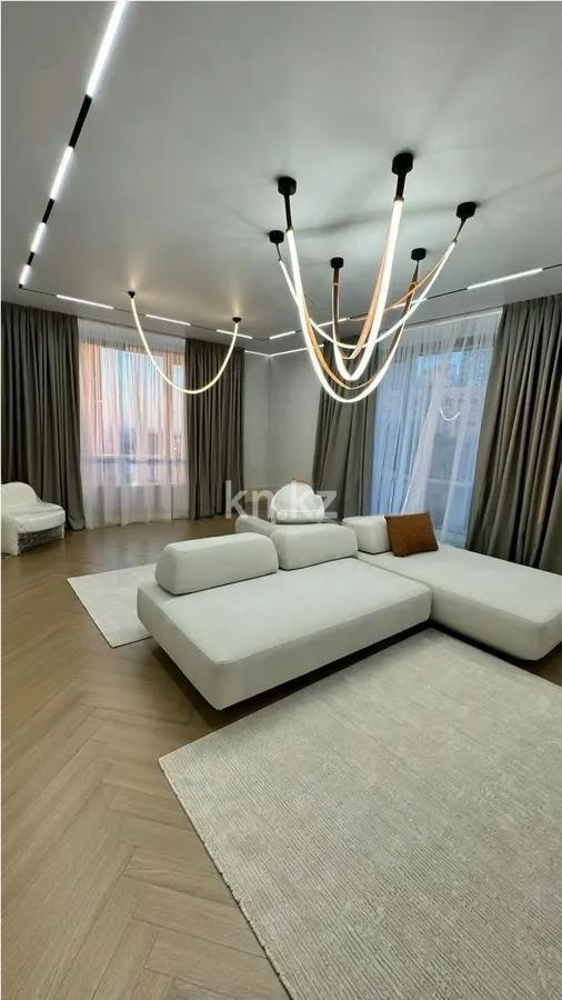 Продажа 2-комнатной квартиры, 91 м² в Алматы