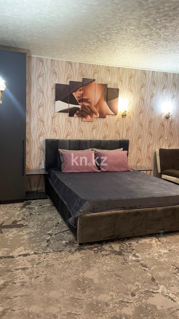 Аренда 1-комнатной квартиры посуточно, 40 м², Бектурова, дом  21 в Павлодаре