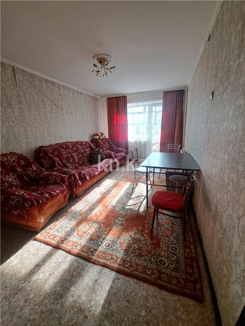 Продажа 4-комнатной квартиры, 76 м², 1 кв-л в Караганде