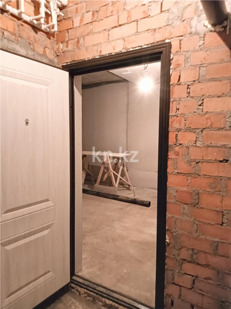 Продажа 5-комнатной квартиры, 132 м², мкр-н Алтын Арка в Караганде - фото 2