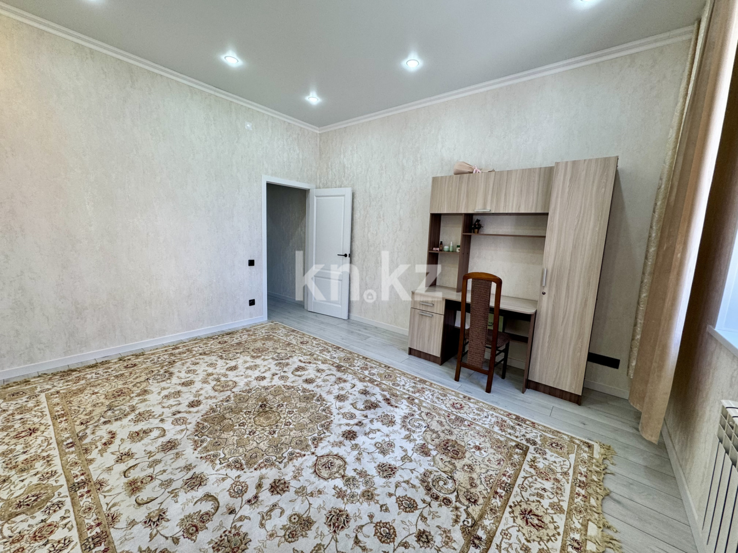 Продажа 2-комнатной квартиры, 65 м², ул. Муканова, дом  51/8 в Караганде - фото 9
