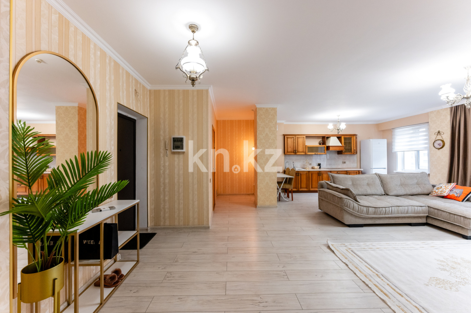 Продажа 2-комнатной квартиры, 76.5 м², ул. Шевченко, дом  8 в Астане - фото 11