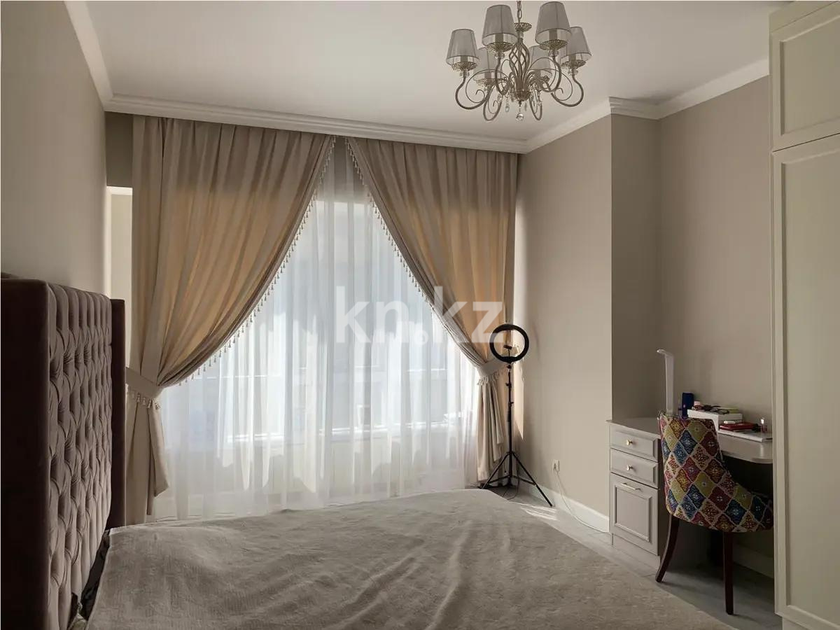 Продажа 4-комнатной квартиры, 160 м², бул. Бухар Жырау, дом  27/5 в Алматы - фото 3