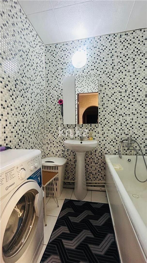 Продажа 4-комнатной квартиры, 77 м² в Караганде - фото 12