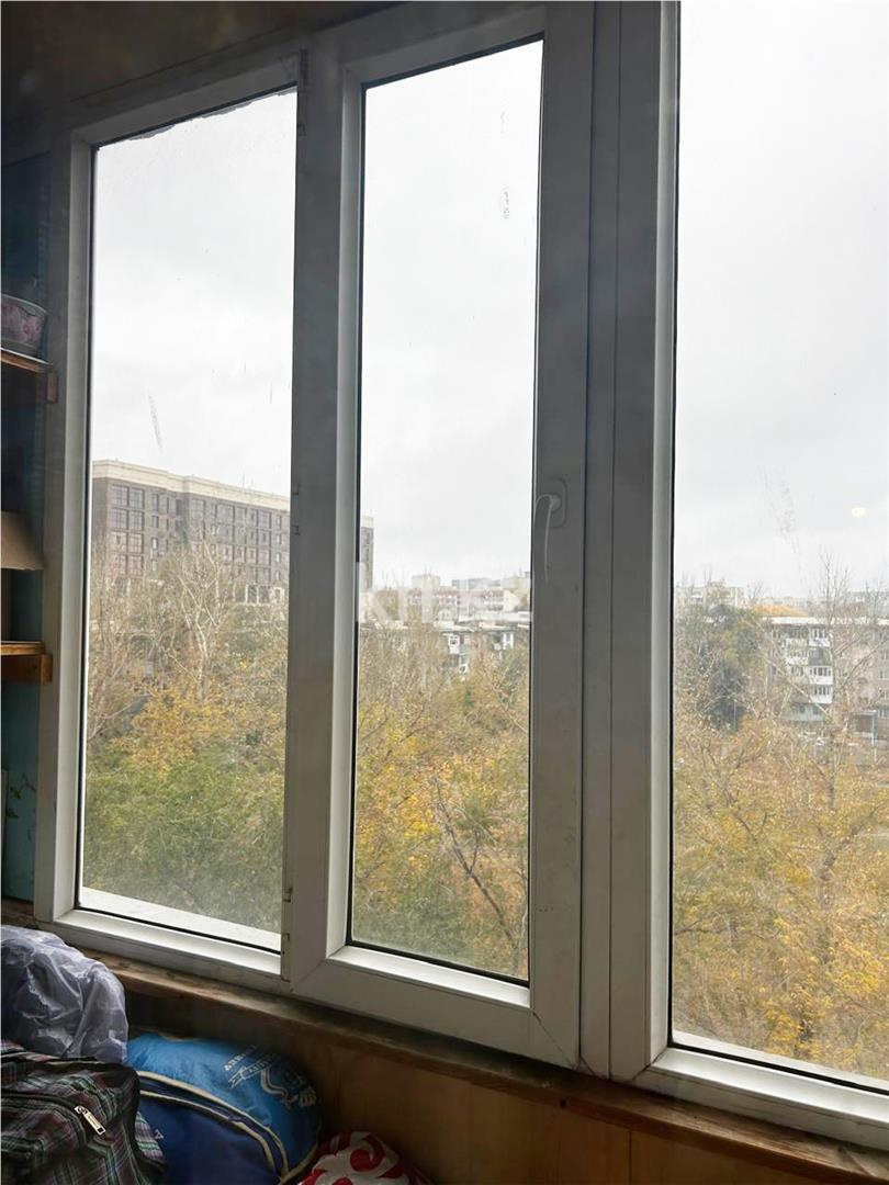 Продажа 3-комнатной квартиры, 69 м², пр. Строителей в Караганде - фото 15