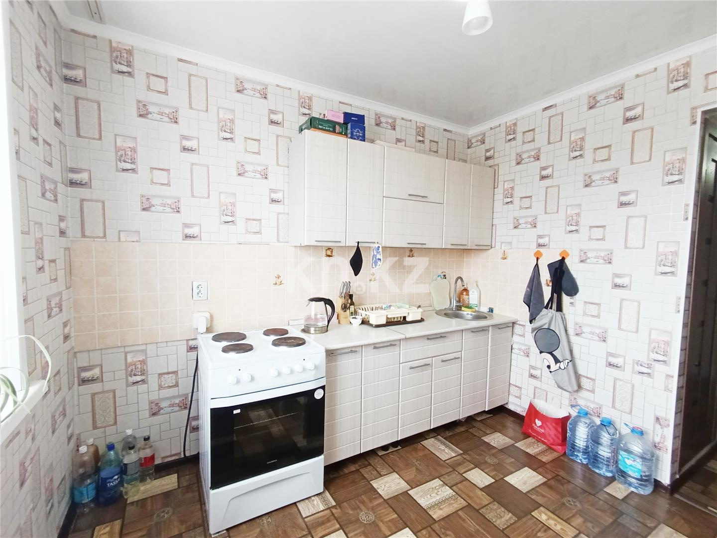 Продажа 1-комнатной квартиры, 38 м², мкр-н Степной-4, дом  27 в Караганде - фото 6