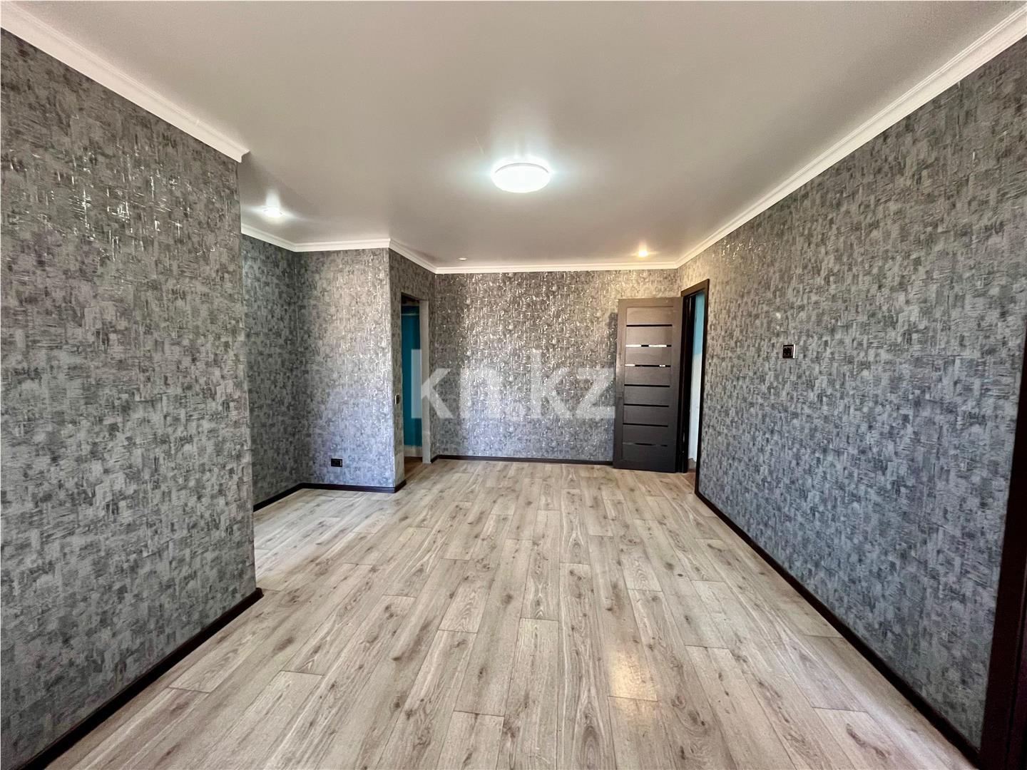 Продажа 3-комнатной квартиры, 56 м², 12-й мкр. в Караганде - фото 2