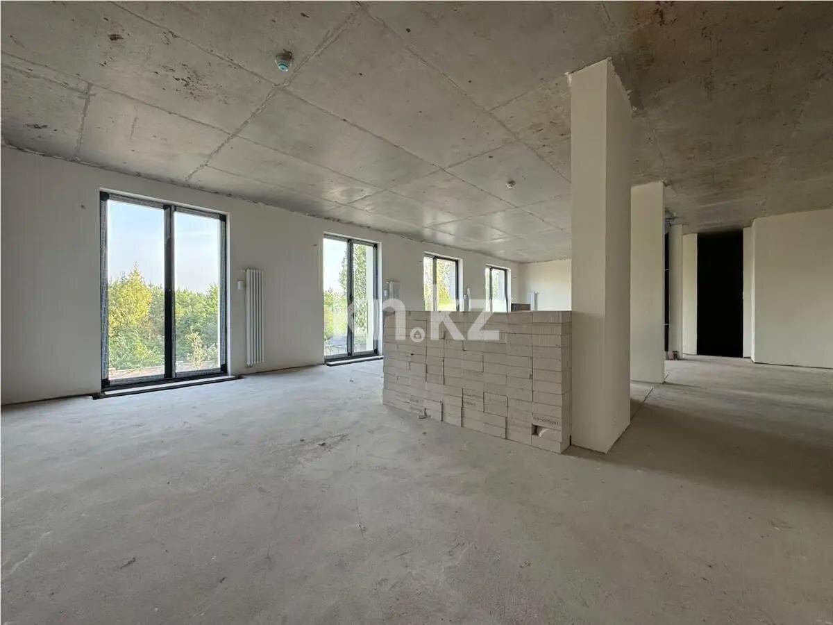 Продажа 4-комнатной квартиры, 188 м² в Астане