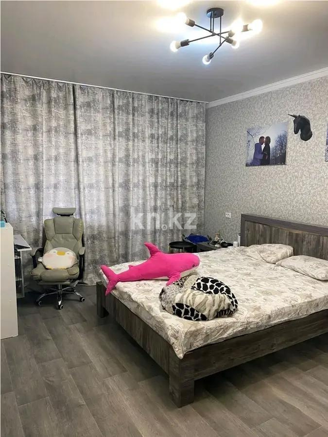 Продажа 3-комнатной квартиры, 70 м², пр. Райымбека, дом  506 в Алматы - фото 2