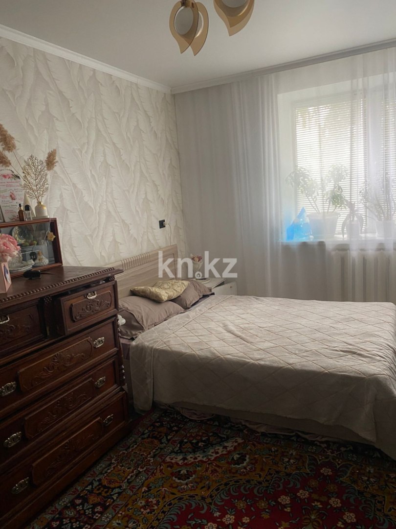 Продажа 3-комнатной квартиры, 63 м², ул. Тюленина в Уральске - фото 5