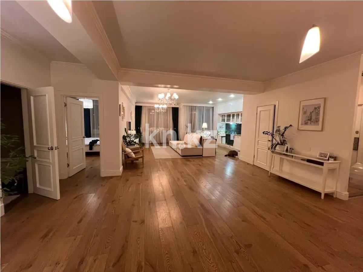 Продажа 4-комнатной квартиры, 125 м² в Алматы