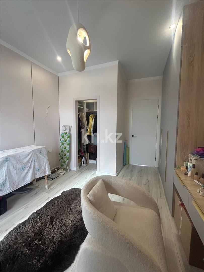 Продажа 4-комнатной квартиры, 105.2 м², ул. Асфендиярова в Астане - фото 11