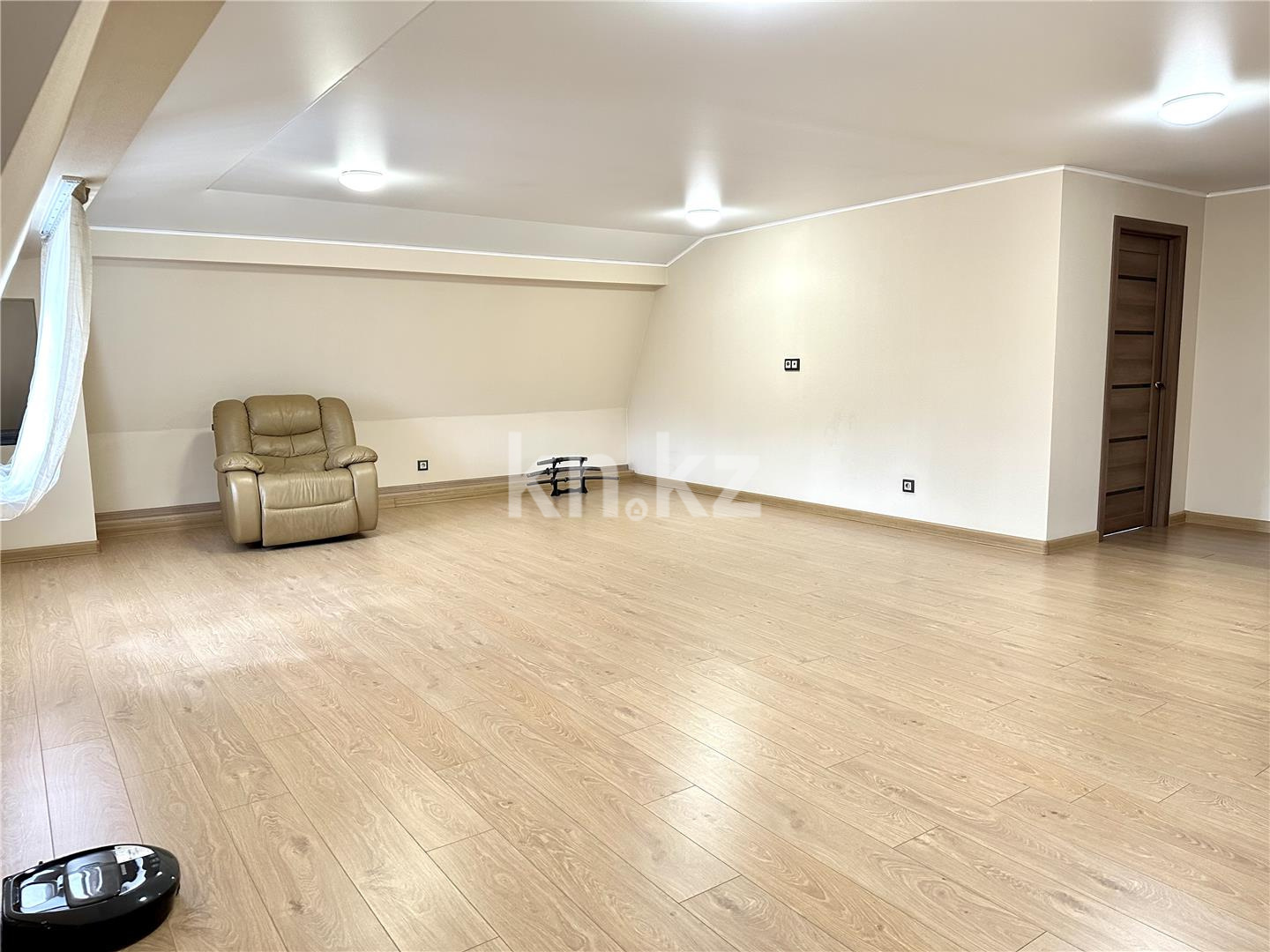 Продажа 6-комнатного дома, 400.7 м², ул. Жанибекова в Караганде - фото 26