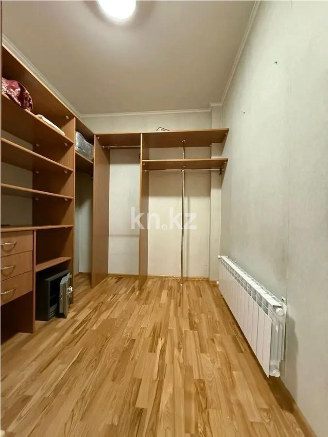 Продажа 4-комнатной квартиры, 192.3 м² в Астане - фото 4