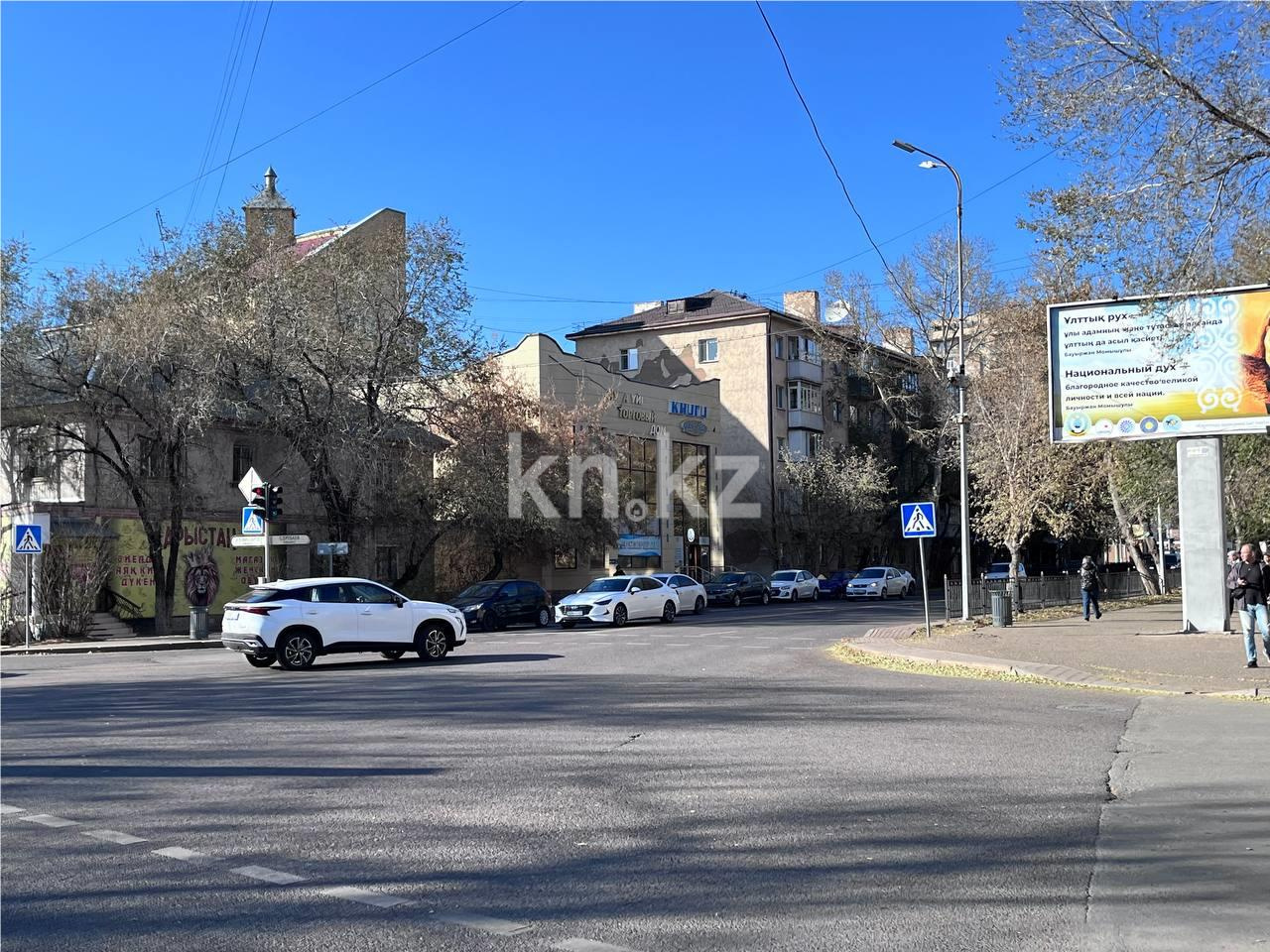 Продажа 3-комнатной квартиры, 56 м², ул. Ерубаева в Караганде - фото 20