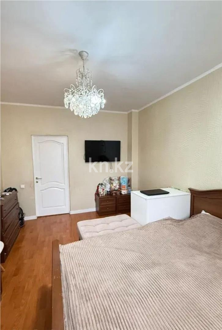 Продажа 3-комнатной квартиры, 90 м², ул. Кумисбекова в Астане - фото 3