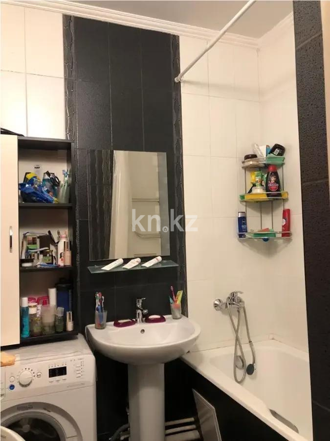 Продажа 3-комнатной квартиры, 73.4 м², мкр-н Жетысу-2, дом  69 в Алматы - фото 2