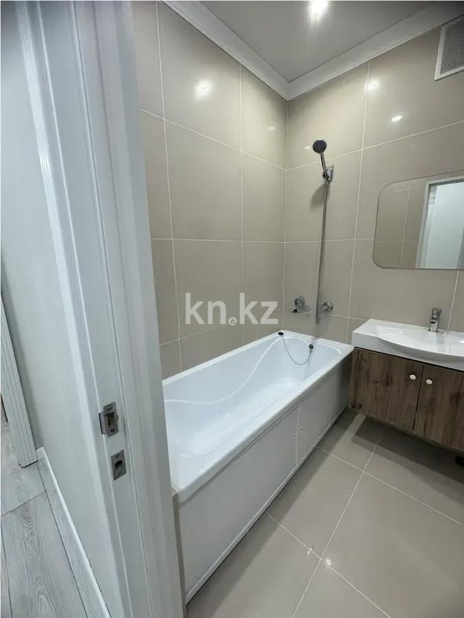 Продажа 2-комнатной квартиры, 42 м², ул. Нажимеденова, дом  13 в Астане - фото 5