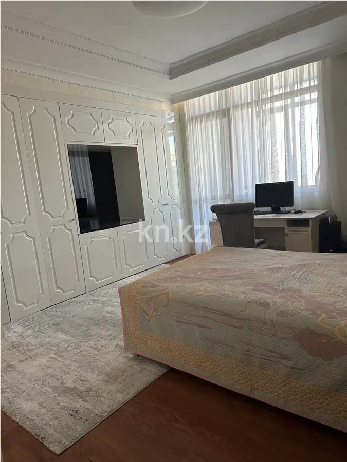 Продажа 4-комнатной квартиры, 176 м², пр. Кошкарбаева, дом  8 в Астане - фото 2