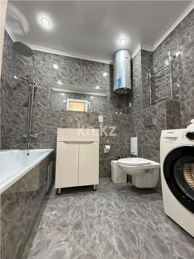 Продажа 3-комнатной квартиры, 70 м², ул. Ашимова, дом  22 в Караганде - фото 5