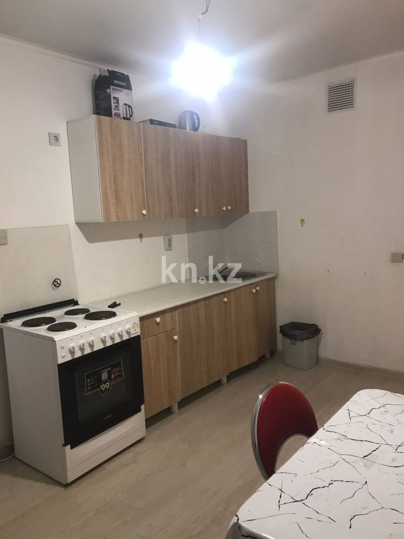 Аренда 2-комнатной квартиры, 60 м² в Астане