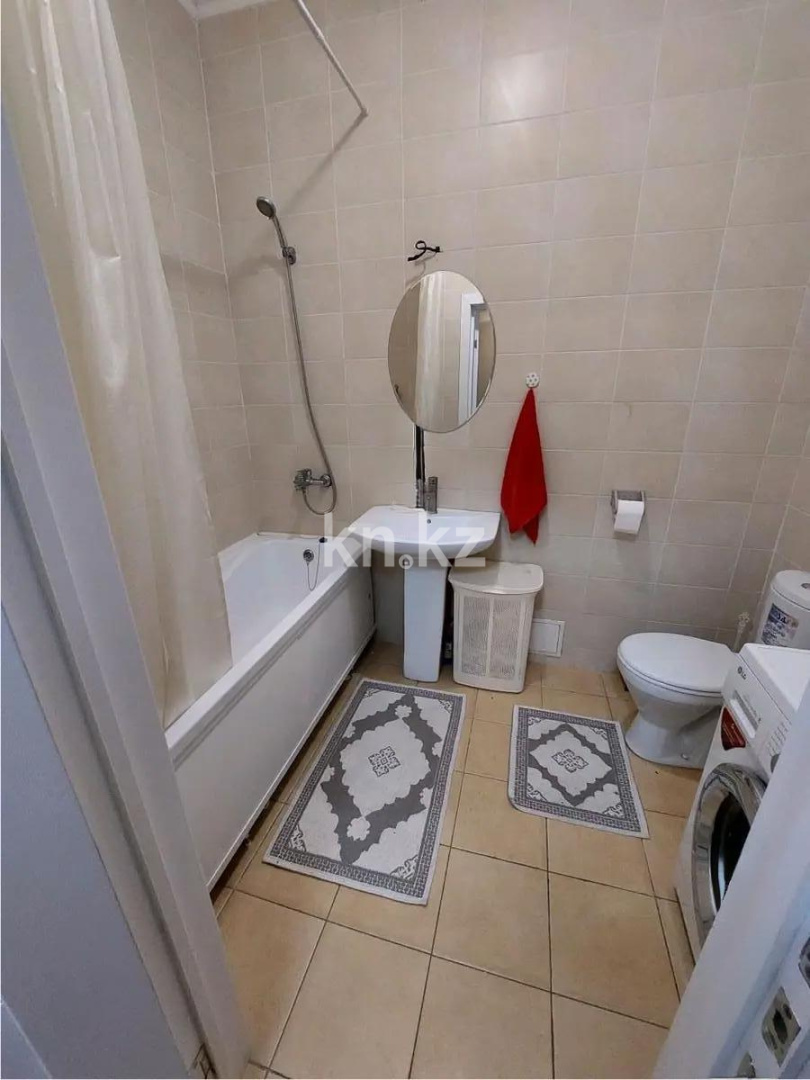 Продажа 2-комнатной квартиры, 80 м², ул. Валиханова, дом  12 в Астане - фото 4