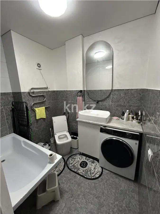 Продажа 2-комнатной квартиры, 57.8 м² в Алматы - фото 4