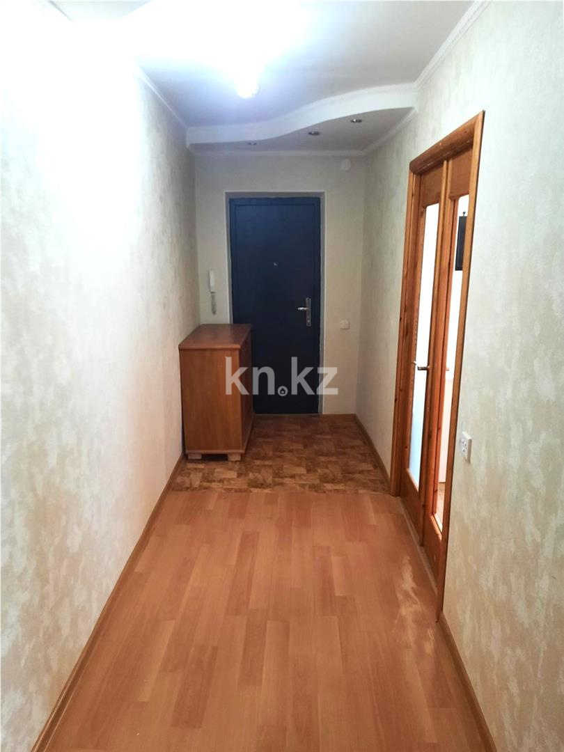 Продажа 3-комнатной квартиры, 76 м², ул. Муканова в Караганде - фото 12