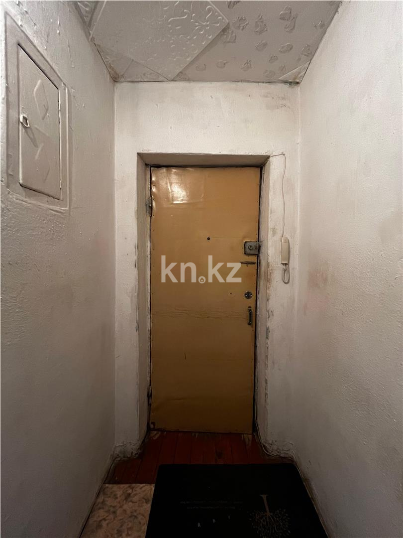 Продажа 1-комнатной квартиры, 32 м², мкр-н 12 в Караганде - фото 5