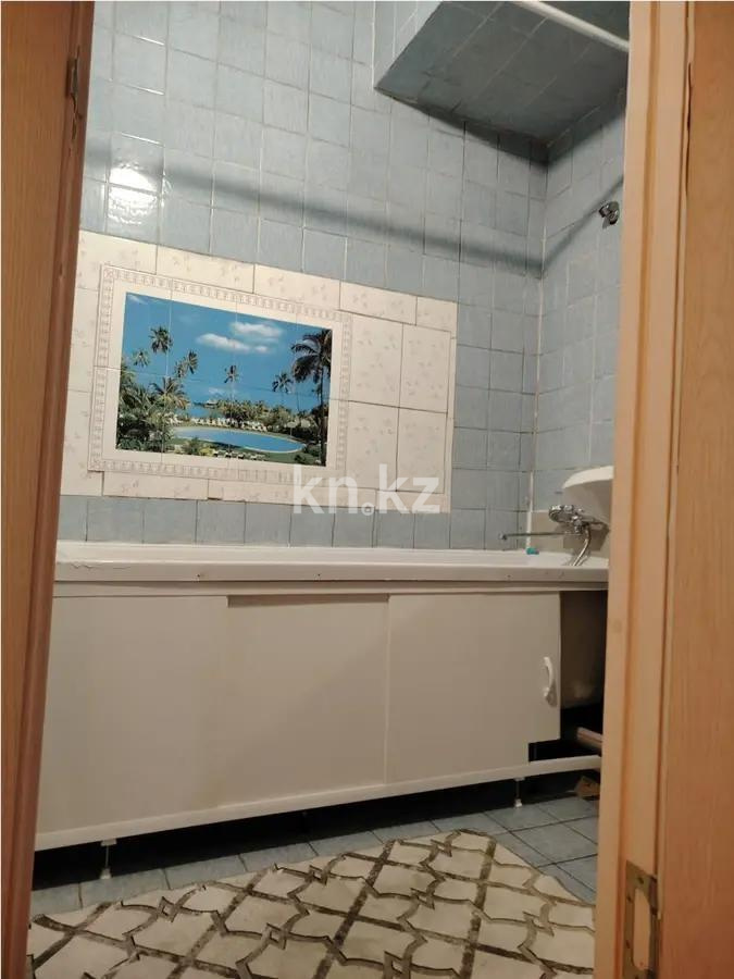 Продажа 2-комнатной квартиры, 60 м², мкр. Аксай-2, дом  15А в Алматы - фото 3