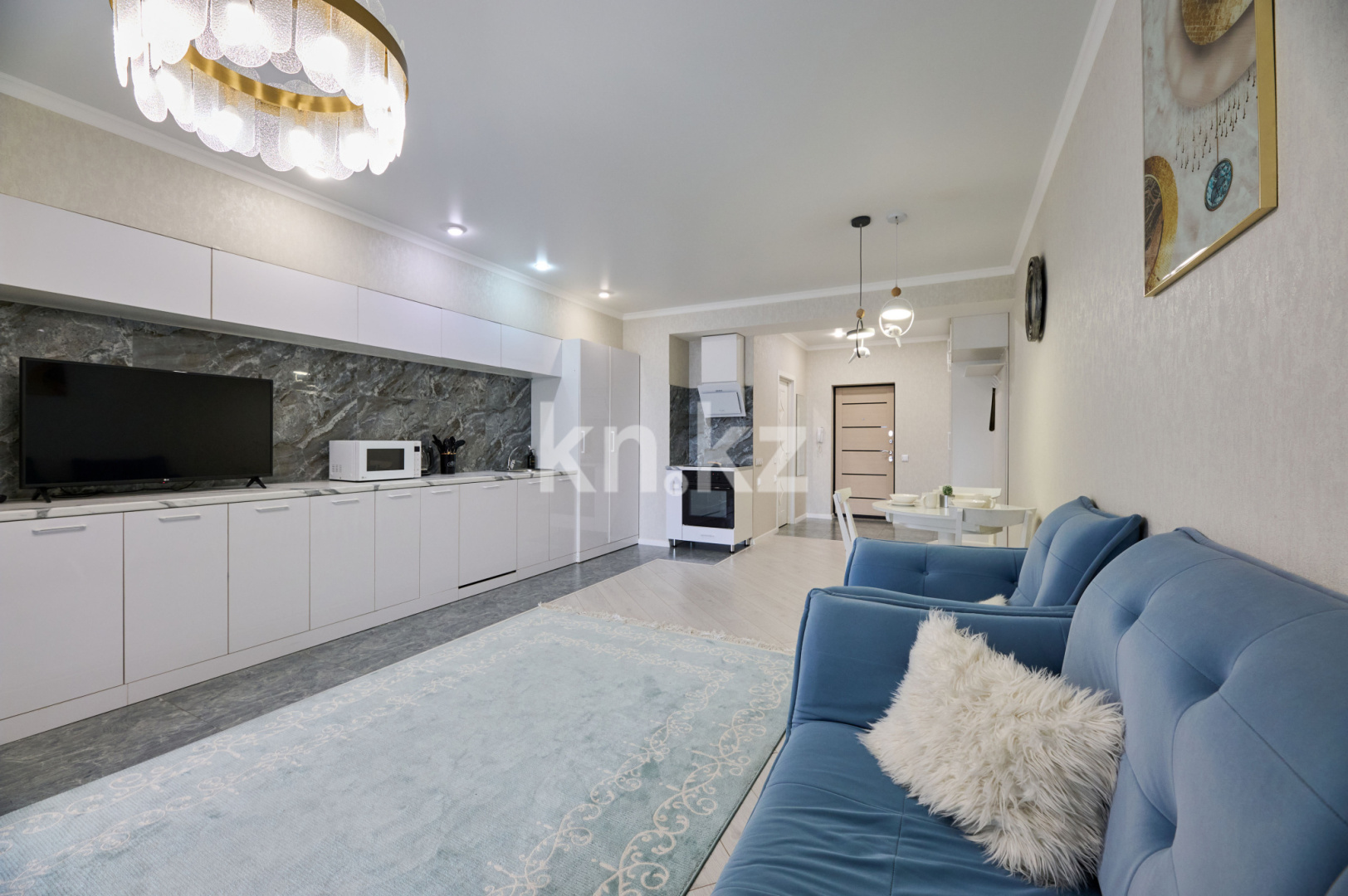 Аренда 1-комнатной квартиры посуточно, 50 м² в Алматы - фото 13