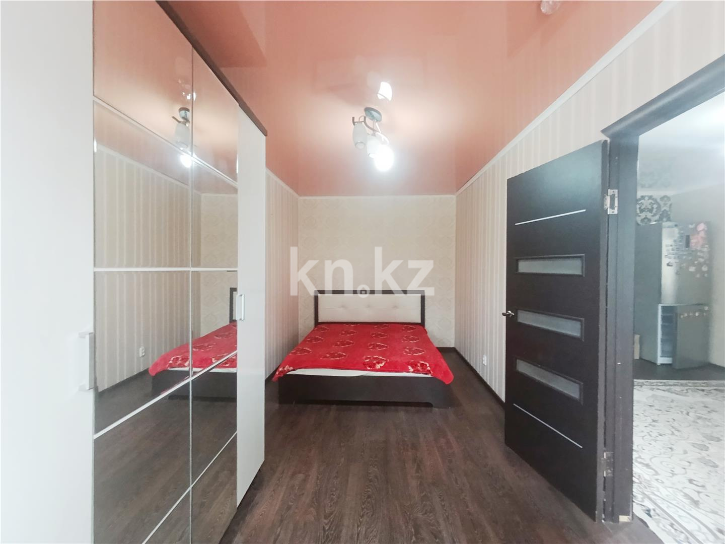 Продажа 2-комнатной квартиры, 44 м², мкр-н 12, дом  23 в Караганде - фото 10