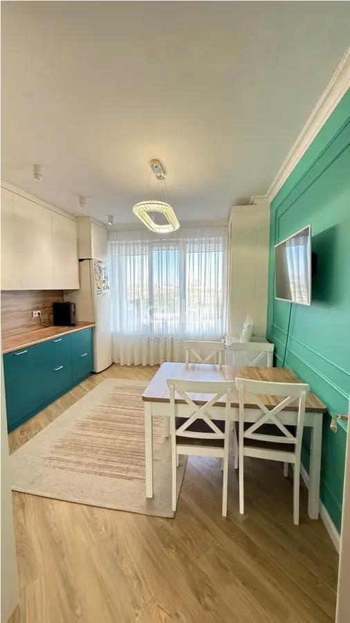 Продажа 3-комнатной квартиры, 85 м², ул. Хусейна бен Талала, дом  28 в Астане - фото 4