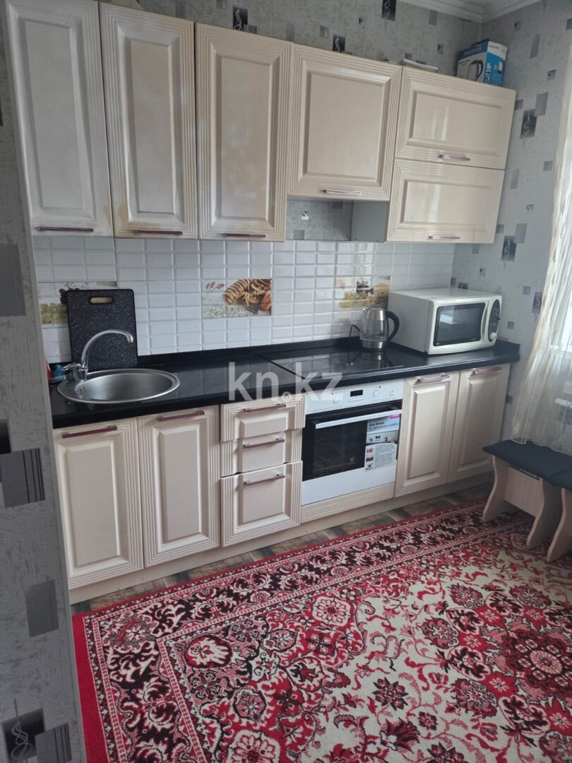 Аренда 1-комнатной квартиры, 39 м² в Астане