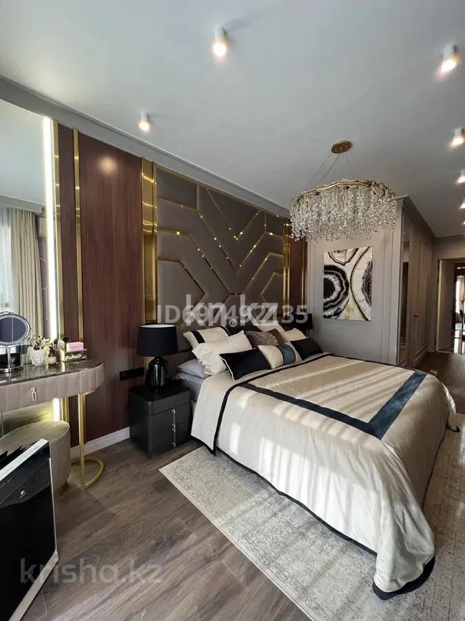 Продажа 3-комнатной квартиры, 128 м², ул. Ержанова, дом  34/1 в Караганде - фото 2