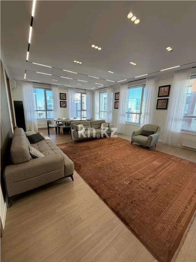 Продажа 4-комнатной квартиры, 163.1 м² в Астане