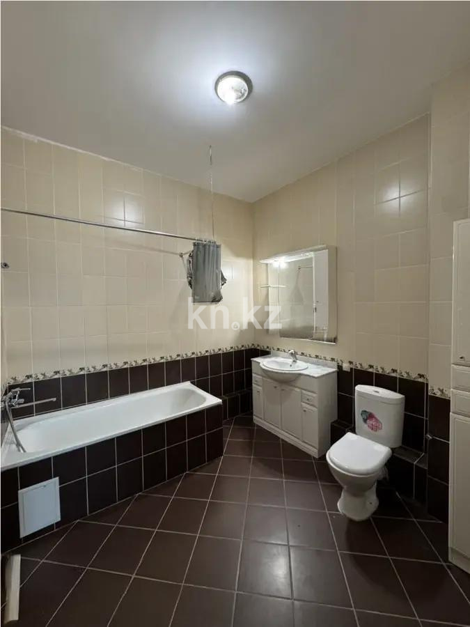 Продажа 3-комнатной квартиры, 132.7 м², ул. Кунаева, дом  12 в Астане - фото 6