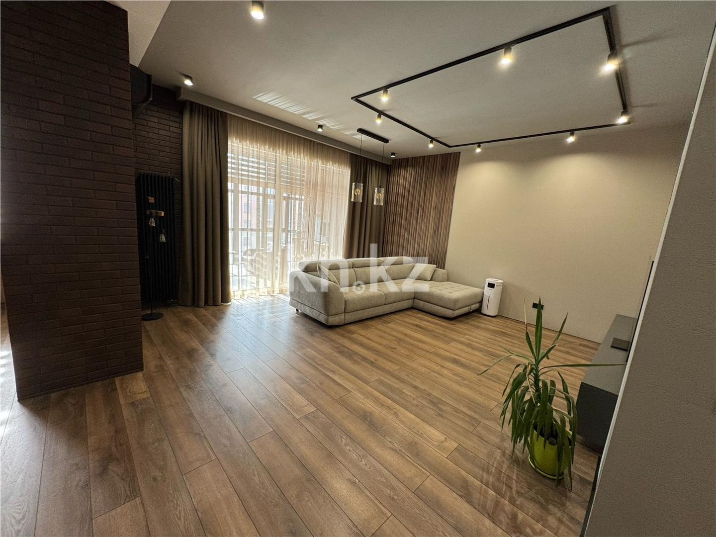Продажа 4-комнатной квартиры, 142 м² в Караганде - фото 17