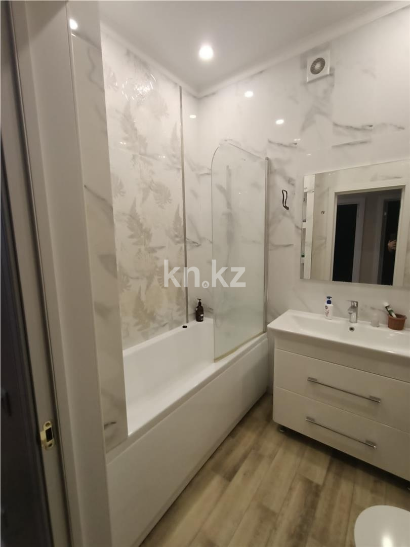 Продажа 4-комнатной квартиры, 90.6 м² в Астане - фото 43