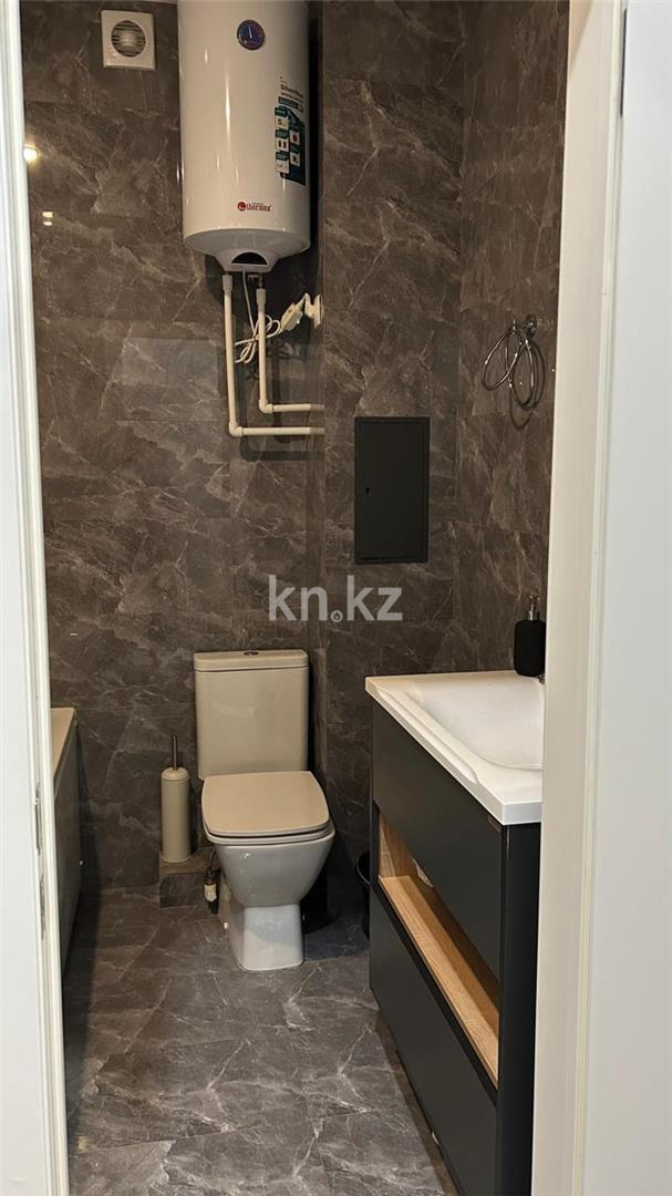 Продажа 1-комнатной квартиры, 42 м², ул. Кулкыбаева в Караганде - фото 6