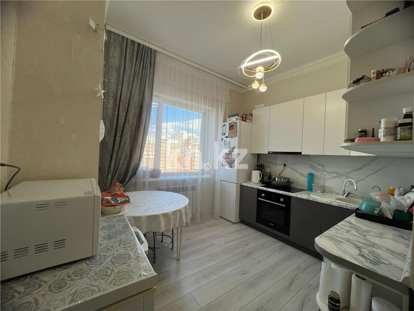 Продажа 2-комнатной квартиры, 53 м², пр. Шахтеров, дом  52б в Караганде - фото 8