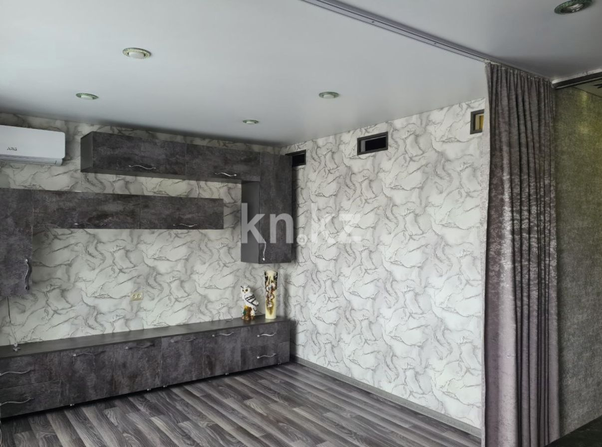 Продажа 1-комнатной квартиры, 33 м² в Усть-Каменогорске - фото 3
